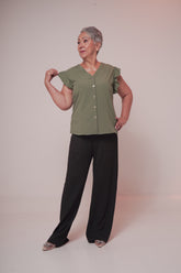 BLUSA MUJER CUELLO EN V VERDE MILITAR